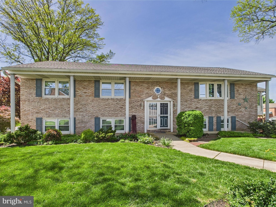 Sold $300,000 • Co-Listing Agent
