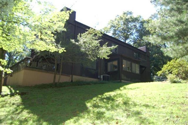 15 Mc Guire Ln, Croton On Hudson, NY 10520 - photo 1