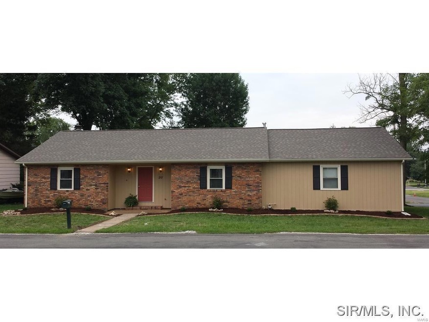 217 W Zupan St, Maryville, IL 62062 - photo 1