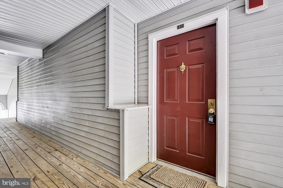 4409 Silverbrook Ln unit 301, Owings Mills, MD 21117 - photo 1