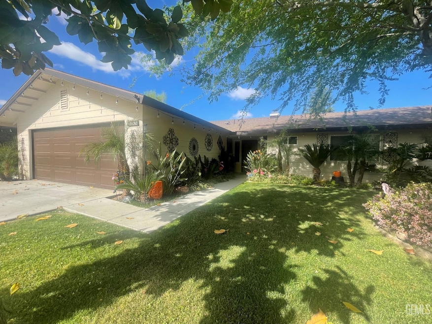13130 Game Set Way, Bakersfield, CA 93306 - photo 1