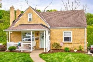 2076 Borland exterior