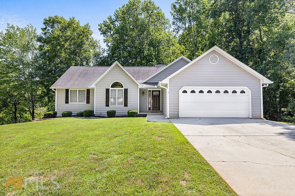 4722 Countryside Dr, Flowery Branch, GA 30542 - photo 1