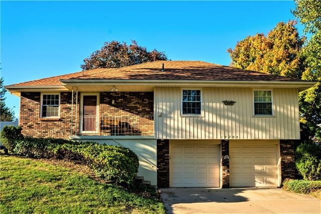 19204 E. 15th St. N. Independence, MO 64056. House