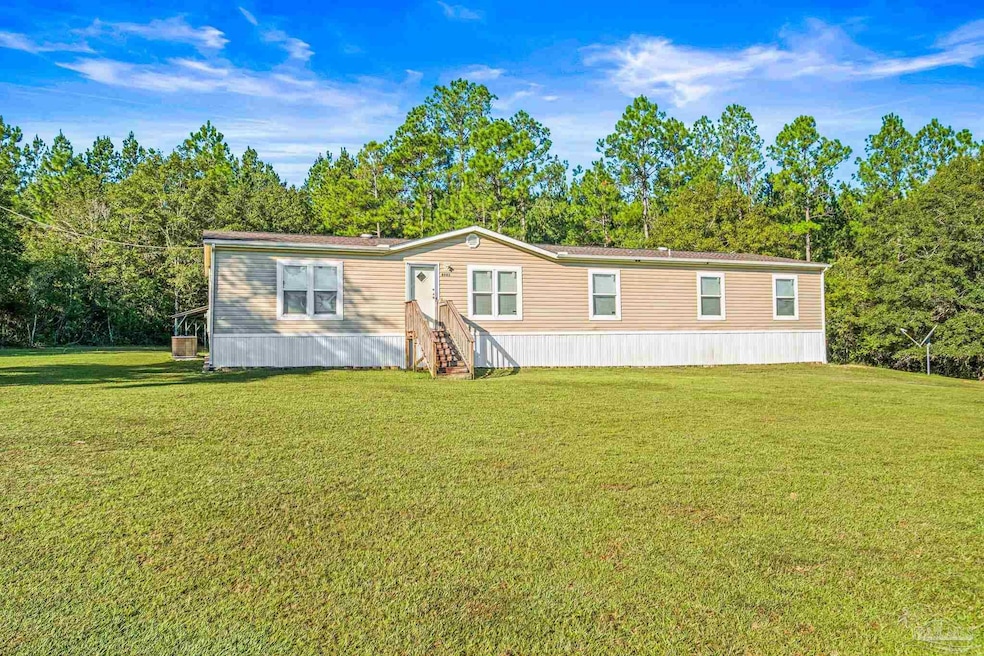 8085 Blackwater Ridge Rd, Milton, FL 32570 - photo 1