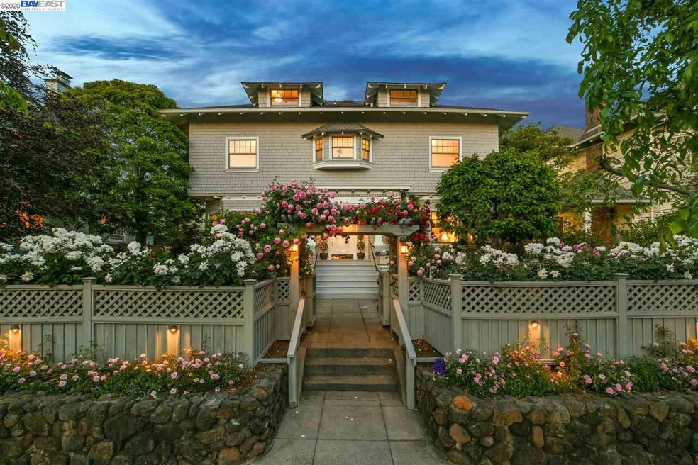 2931 Piedmont Ave, Berkeley, CA 94705 - photo 1