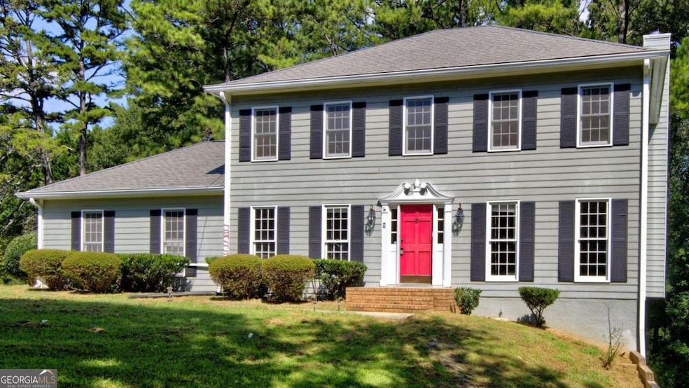 1462 Hartman Dr SW, Lilburn, GA 30047 - photo 1