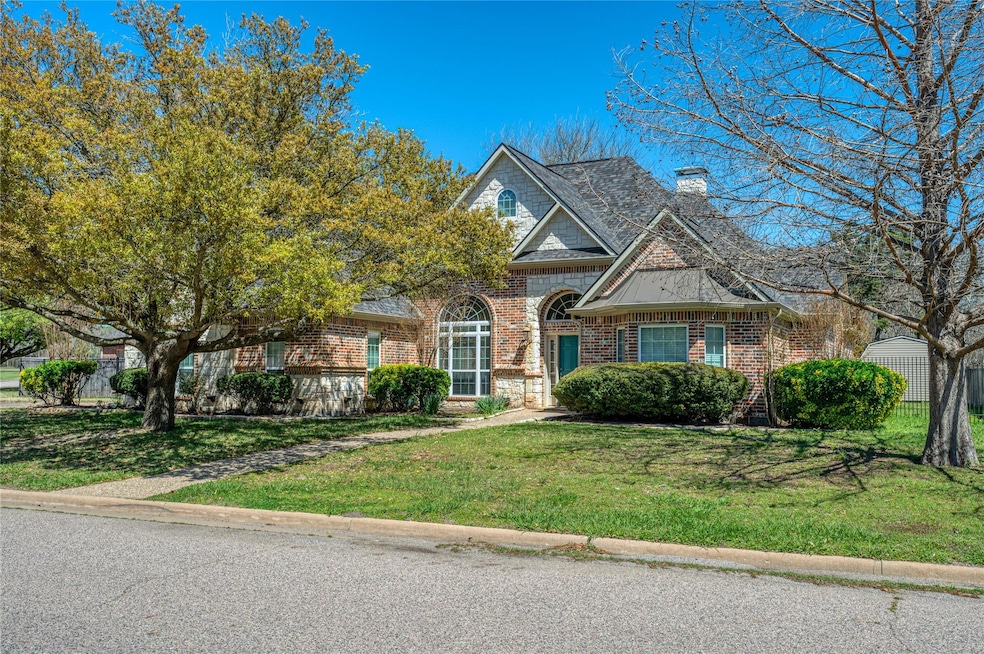 2101 Rivercrest Cir, Denison, TX 75020 - photo 1