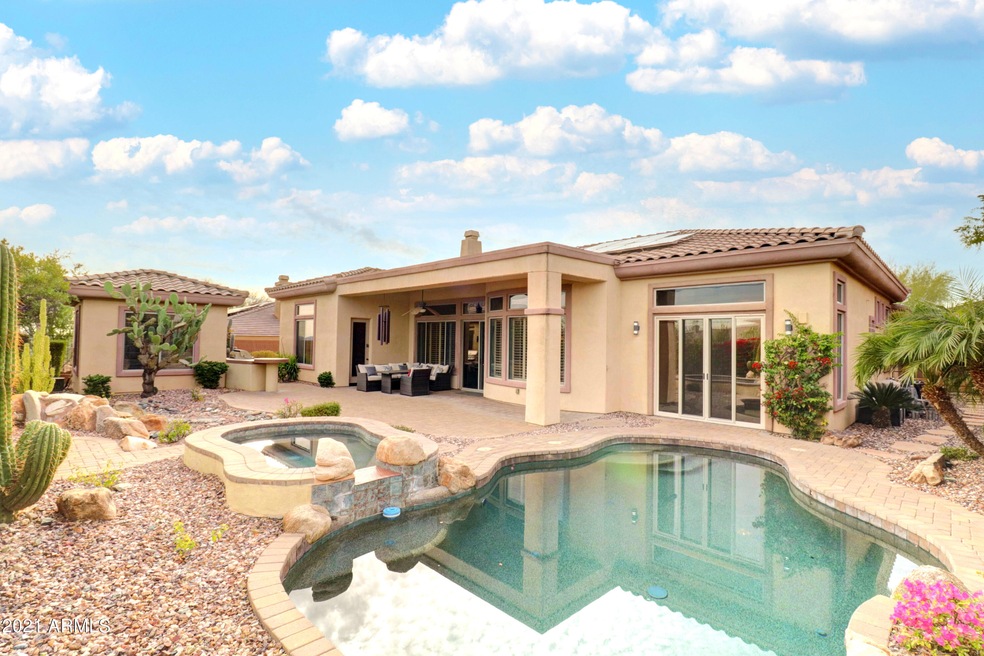 5 Bdrm - Casita in back