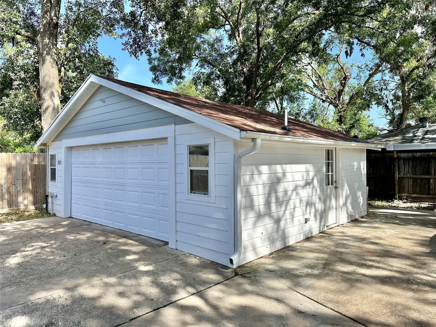 812 Martin St unit A, Houston, TX 77018 - photo 1