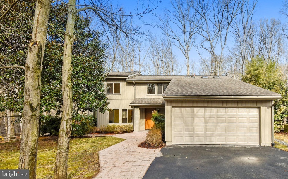 11605 Maddox Ct, North Potomac, MD 20878 - photo 1