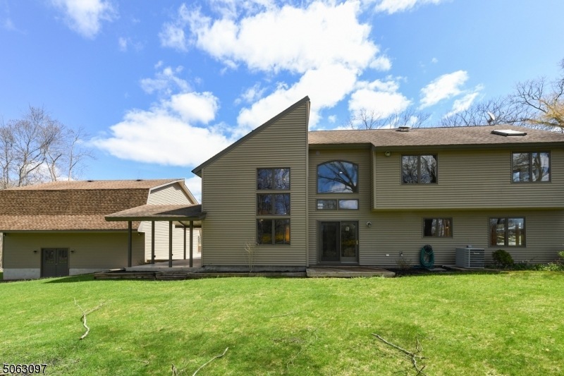 4 Ahlers Ln, Hardwick, NJ 07825 - photo 1