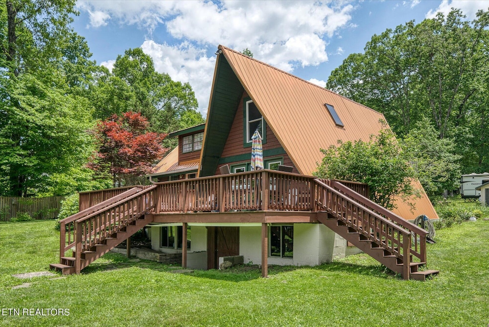 91 Lake St, Crossville, TN 38572 - photo 1