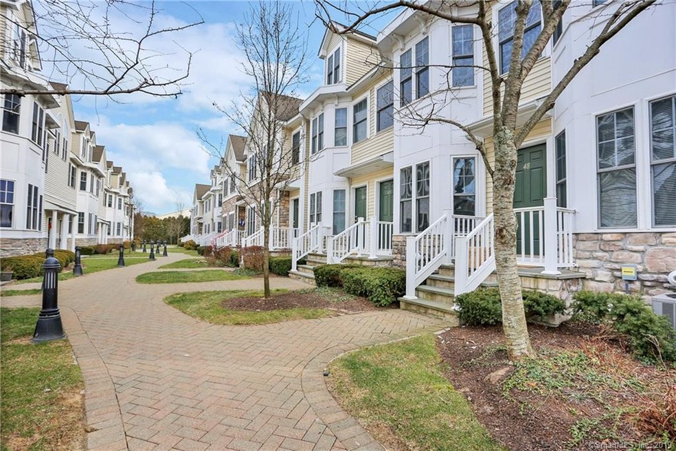 39 Maple Tree Ave unit 49, Stamford, CT 06906 - photo 1
