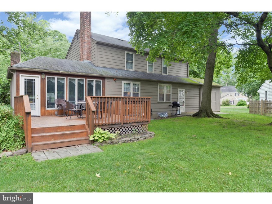 1083 Barnesdale Rd, West Deptford, NJ 08096 - photo 1