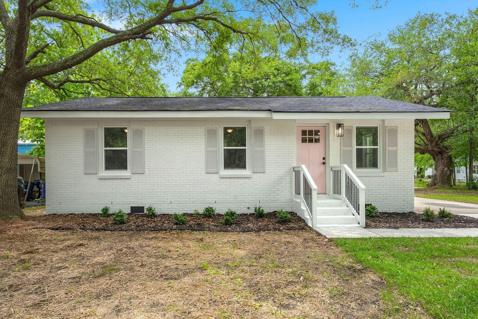 Sold $377,600 • Co-Listing Agent