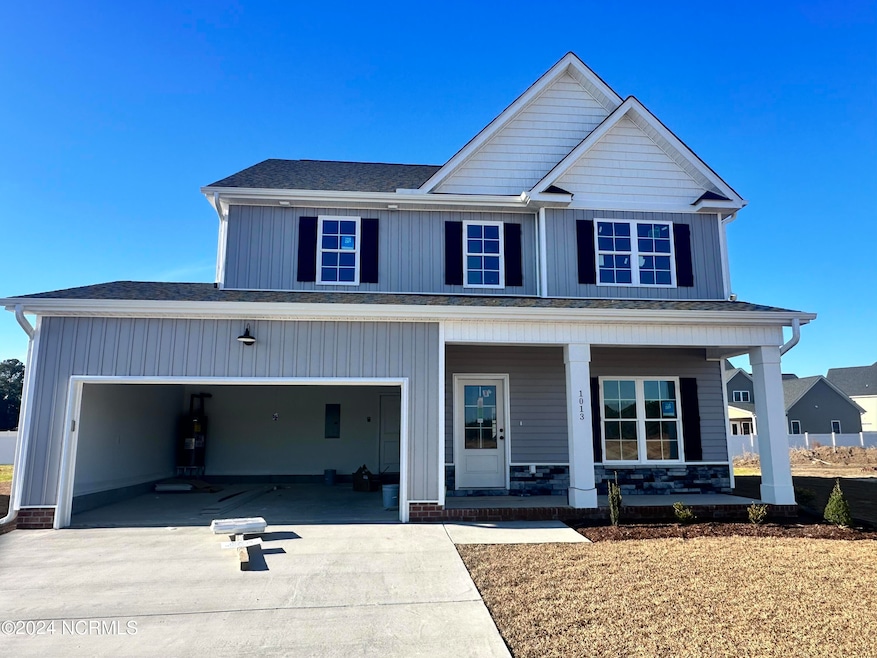 1013 Finn Ct, Greenville, NC 27834 - photo 1