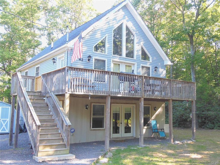 42 Teaberry Ln, Jim Thorpe, PA 18229 - photo 1