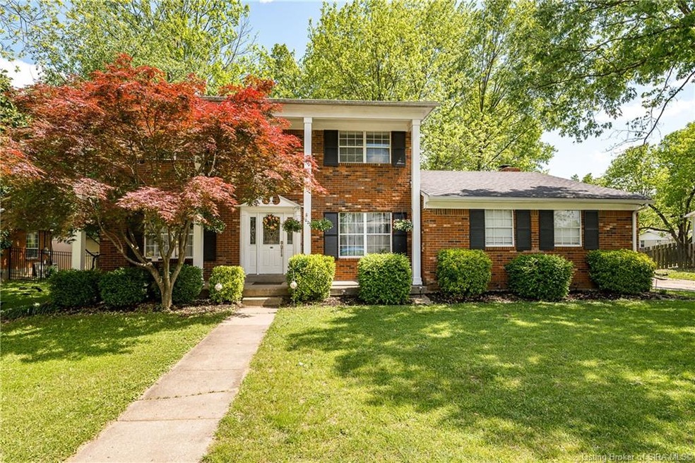 1022 Cliffwood Dr, New Albany, IN 47150 - photo 1