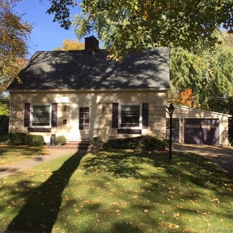 228 W Bush St with 3 bedroom, 2 full baths and det