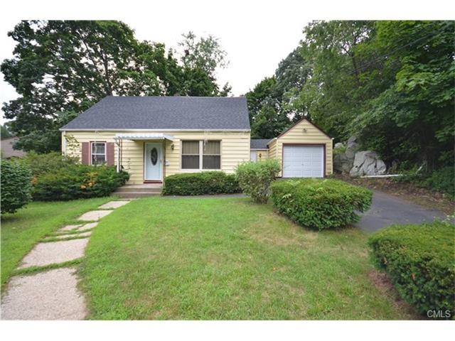 37 Beverly Dr, Bridgeport, CT 06610 - photo 1