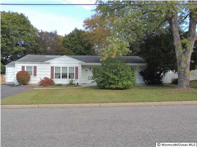 12 Cherry Tree Ln, Middletown, NJ 07748 - photo 1