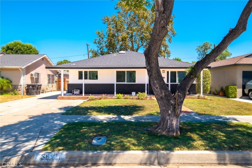 3813 E Andy St, Long Beach, CA 90805 - photo 1
