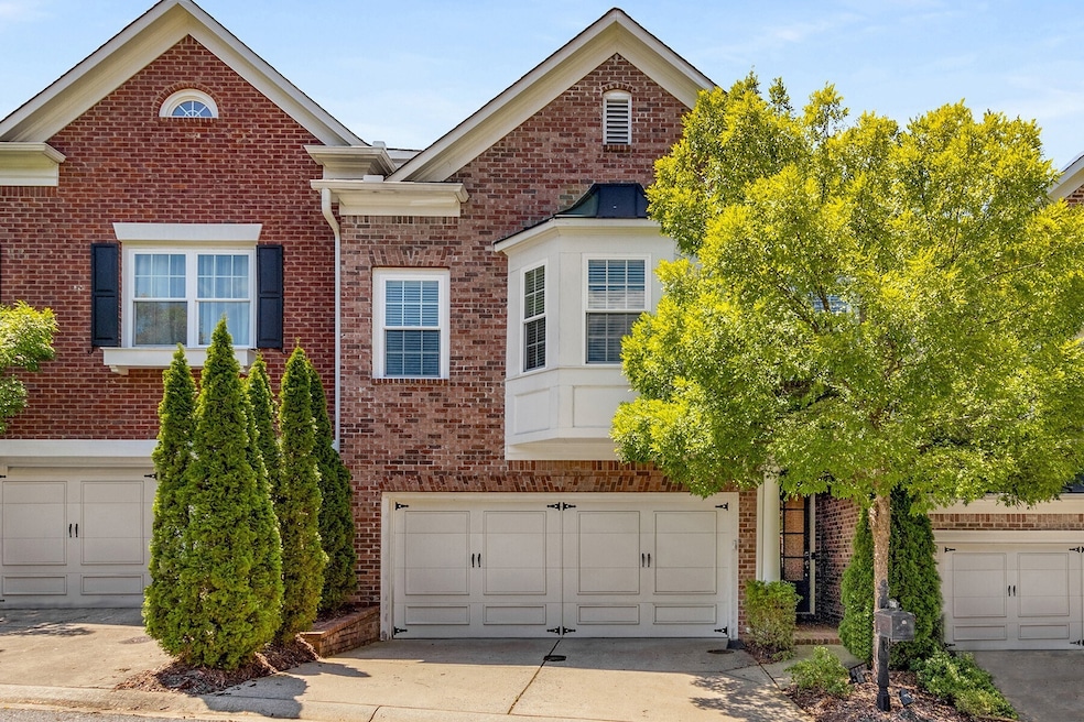 7306 Lowery Oak Dr, Roswell, GA 30075 - photo 1