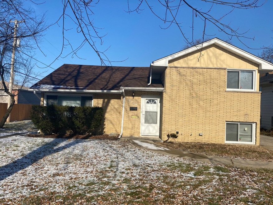 3124 173rd St, Hazel Crest, IL 60429 - photo 1