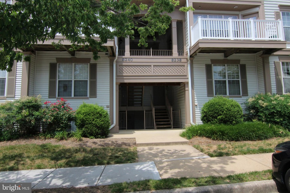8238 Catbird Cir unit 8238A-, Lorton, VA 22079 - photo 1
