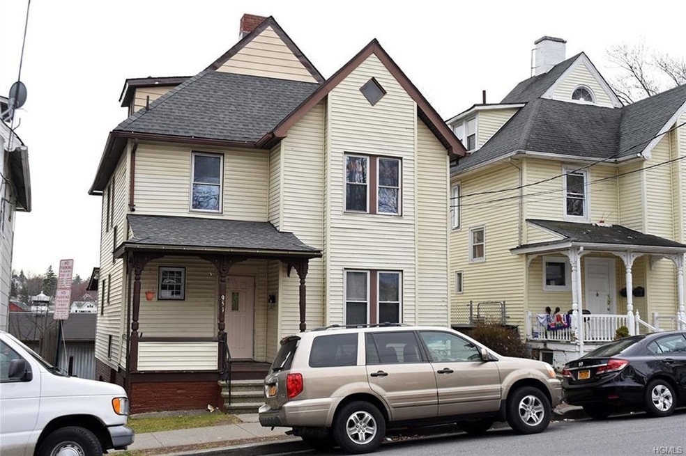 951 Diven St, Peekskill, NY 10566 - photo 1