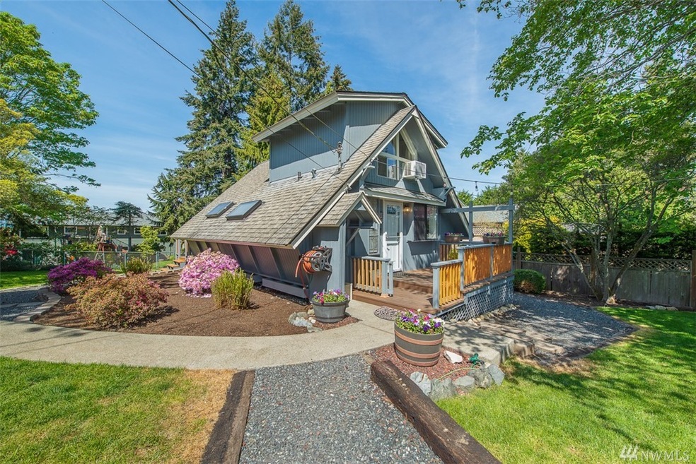 721 7th Ave N, Edmonds, WA 98020 - photo 1