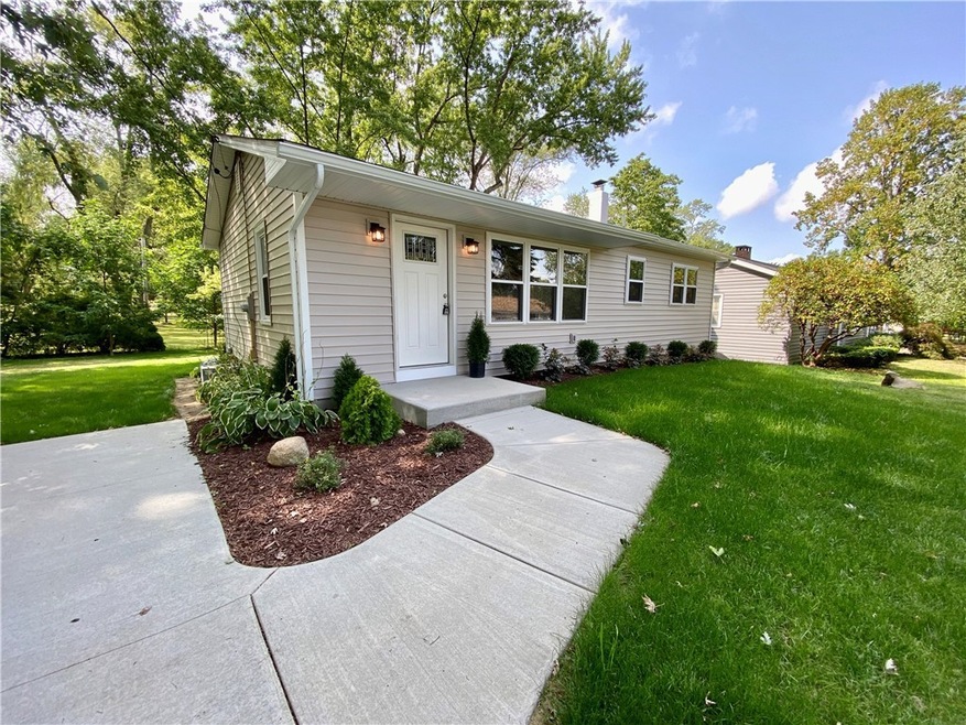 3018 Midland Dr, Erie, PA 16506 - photo 1