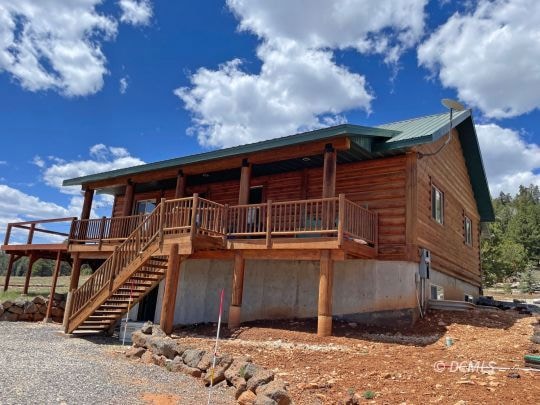 5 bed 3 bath w/2 car garage/guest qtrs
