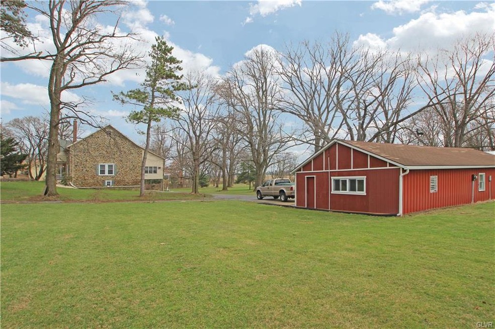 5022 Limeport Pike, Coopersburg, PA 18036 - photo 1