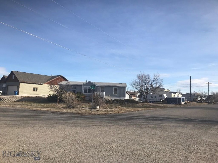 601 E Neal St, Three Forks, MT 59752 - photo 1