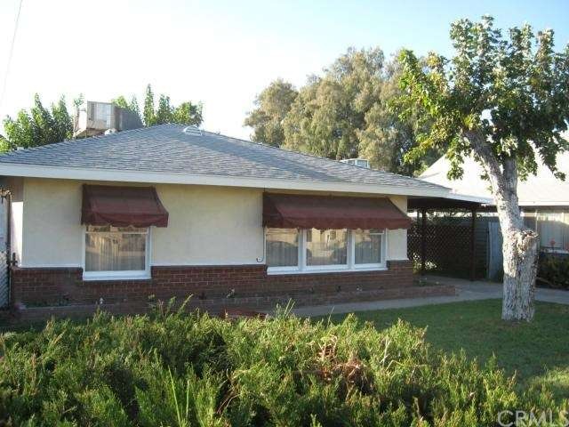 Front view of home