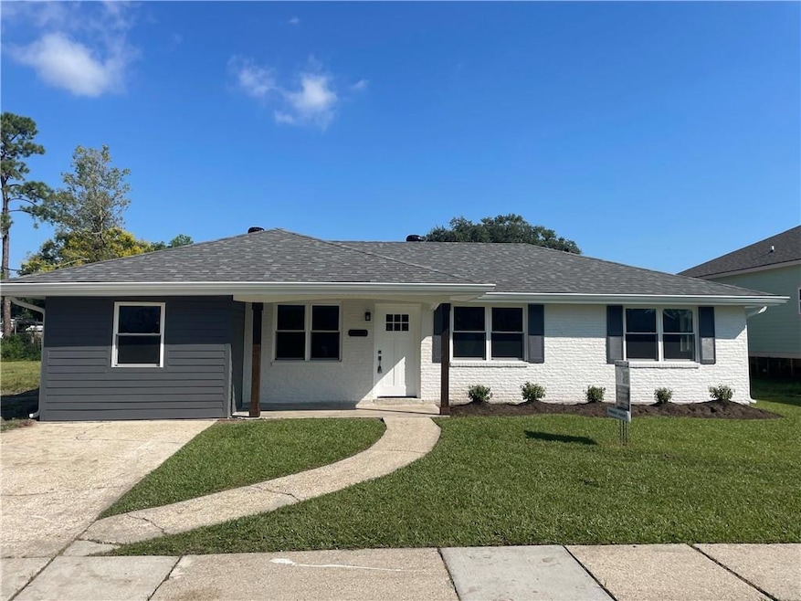 Pending $199,900 • Co-Listing Agent