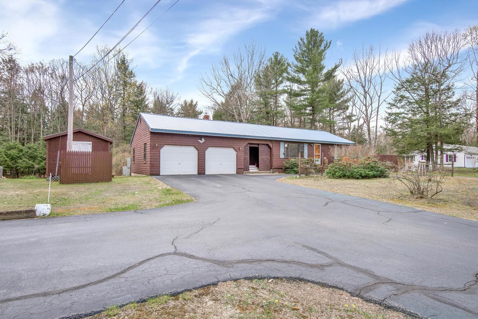 787 Parker Farm Rd, Buxton, ME 04093 - photo 1