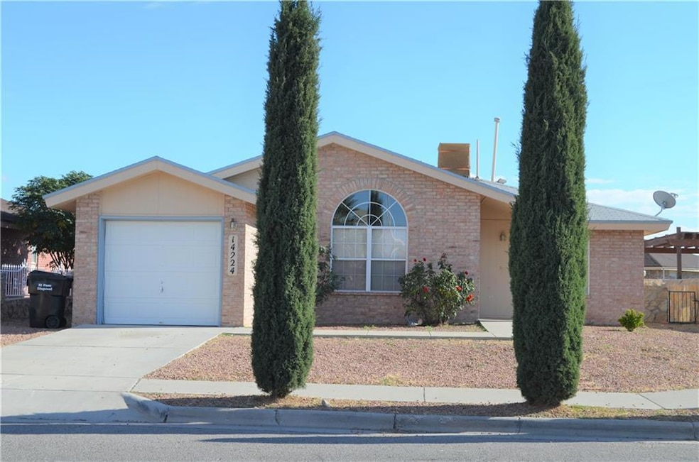 14224 Thayer Pease Ave, Horizon City, TX 79928 - photo 1