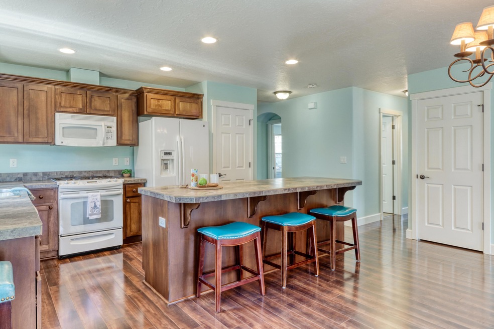 Kitchen 2
