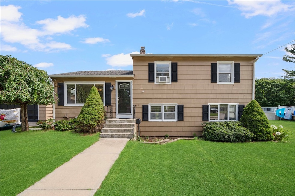 2 Englewood Rd, Coventry, RI 02816 - photo 1