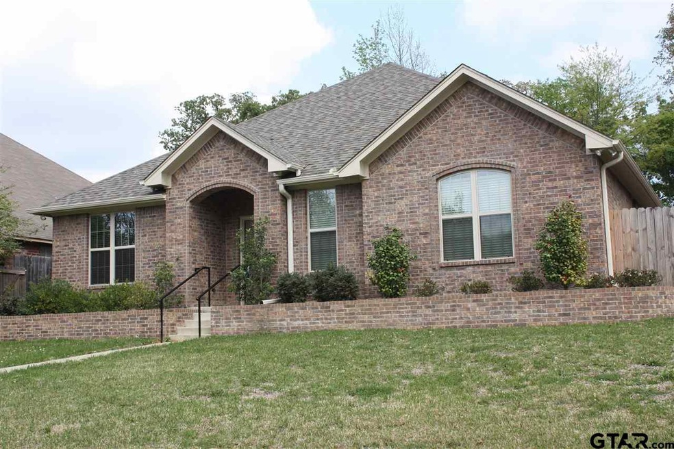 5006 Forestwood Blvd, Tyler, TX 75703 - photo 1