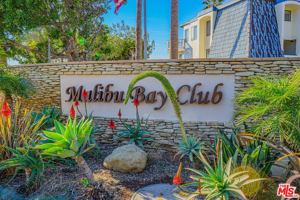 Sold $1,455,000 • Co-Listing Agent