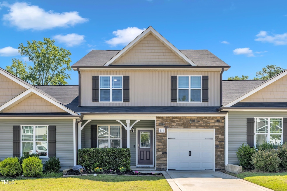 01-239 Cullen Ct-2