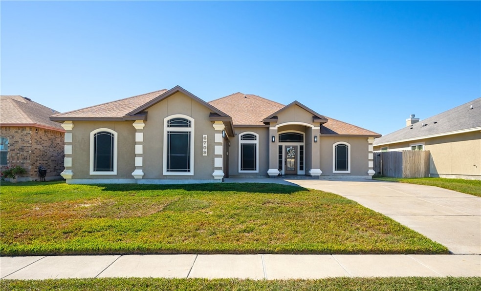 6709 Battery Park Ct, Corpus Christi, TX 78414 - photo 1