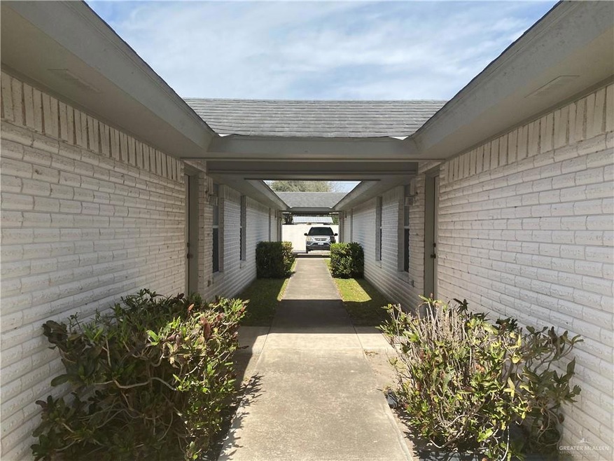 1713 Tierra Dulce Dr unit 4, Edinburg, TX 78539 - photo 1
