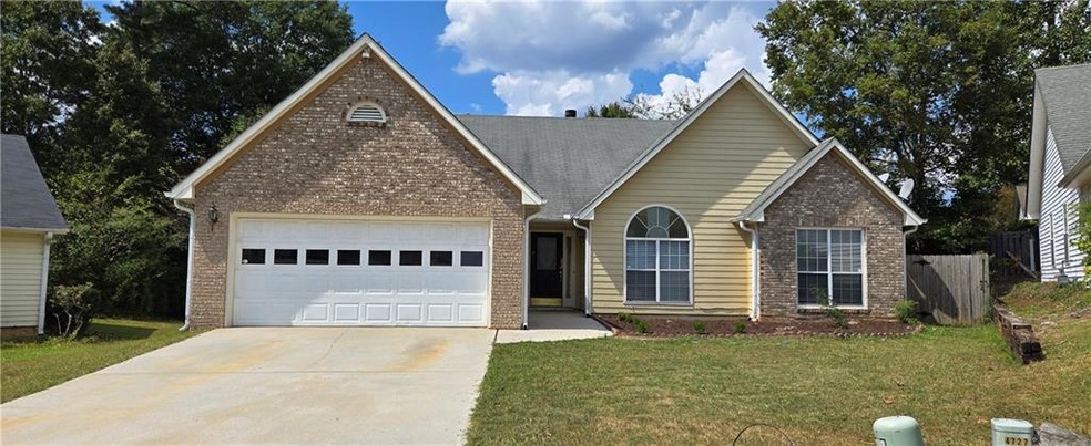 4737 Cambridge Mews Ct, Duluth, GA 30096 - photo 1