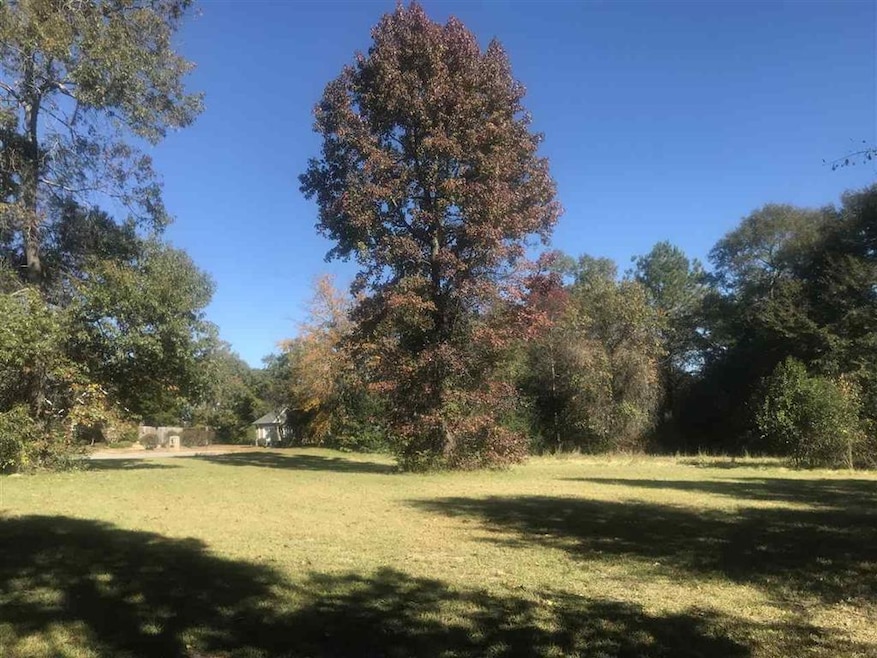 204 Winston Ct, Warner Robins, GA 31088 - photo 1