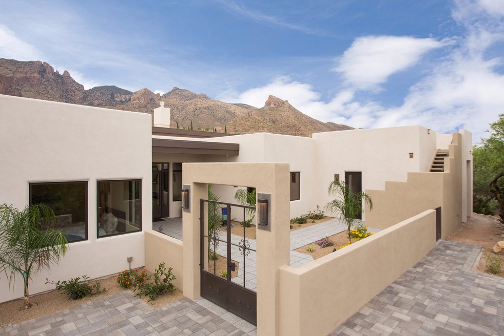 New Build Foothills Soft Contemporary